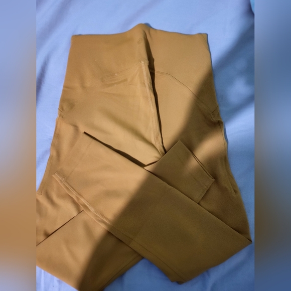 Lululemon leggings - Picture 3 of 6